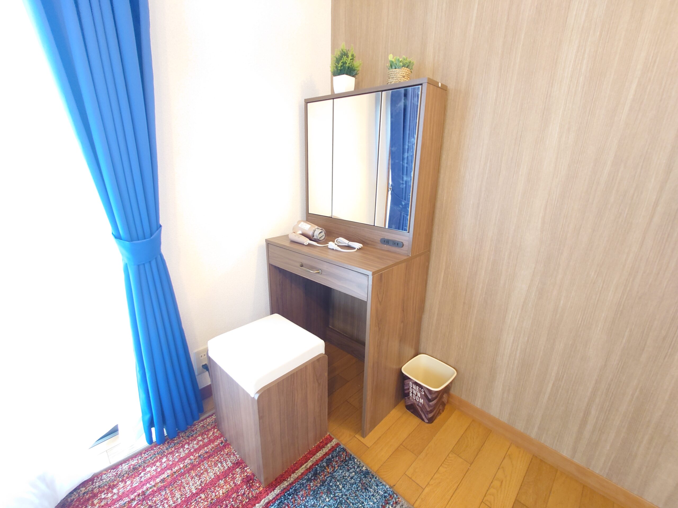 bedroom3