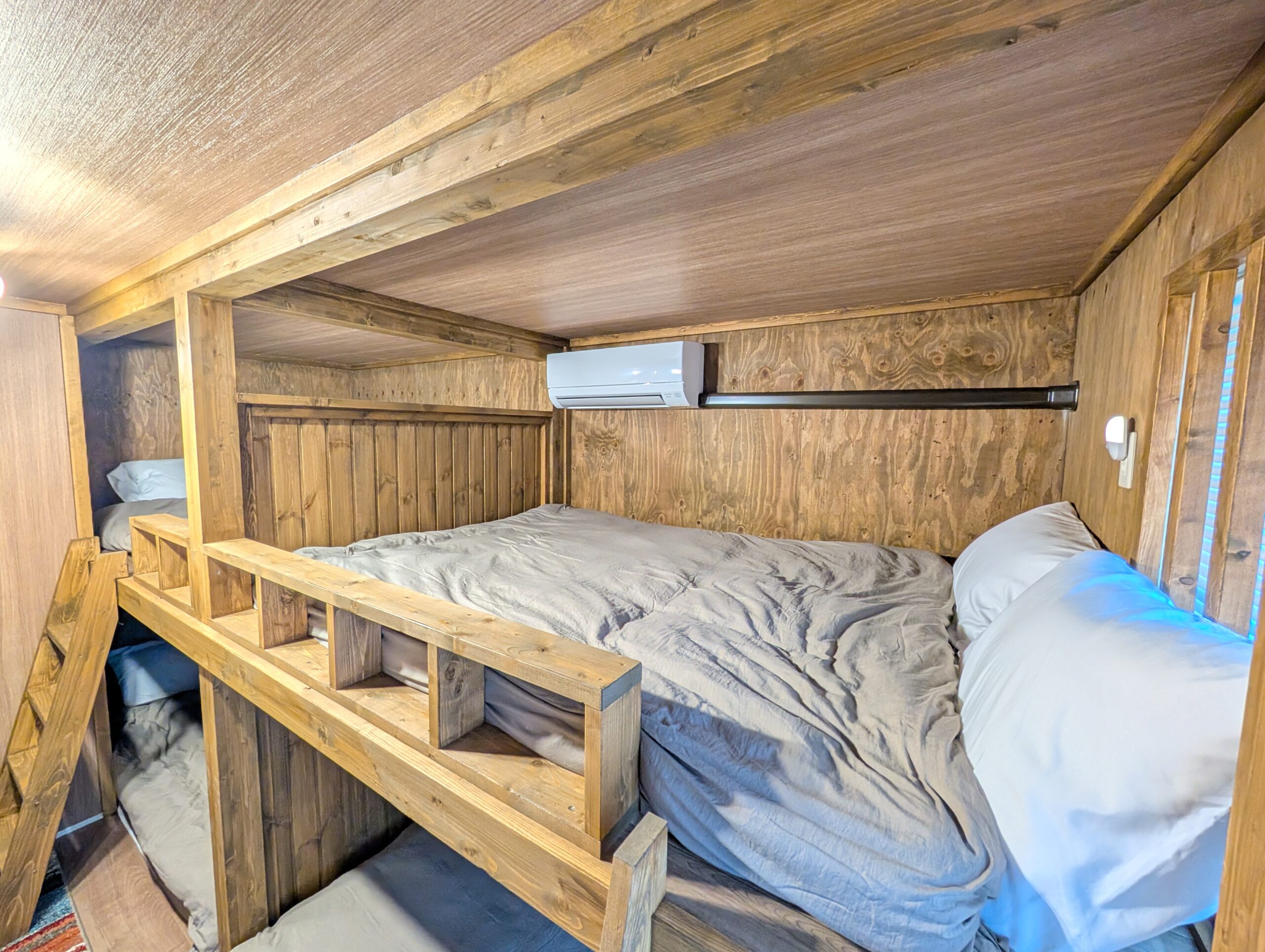 bedroom(2)