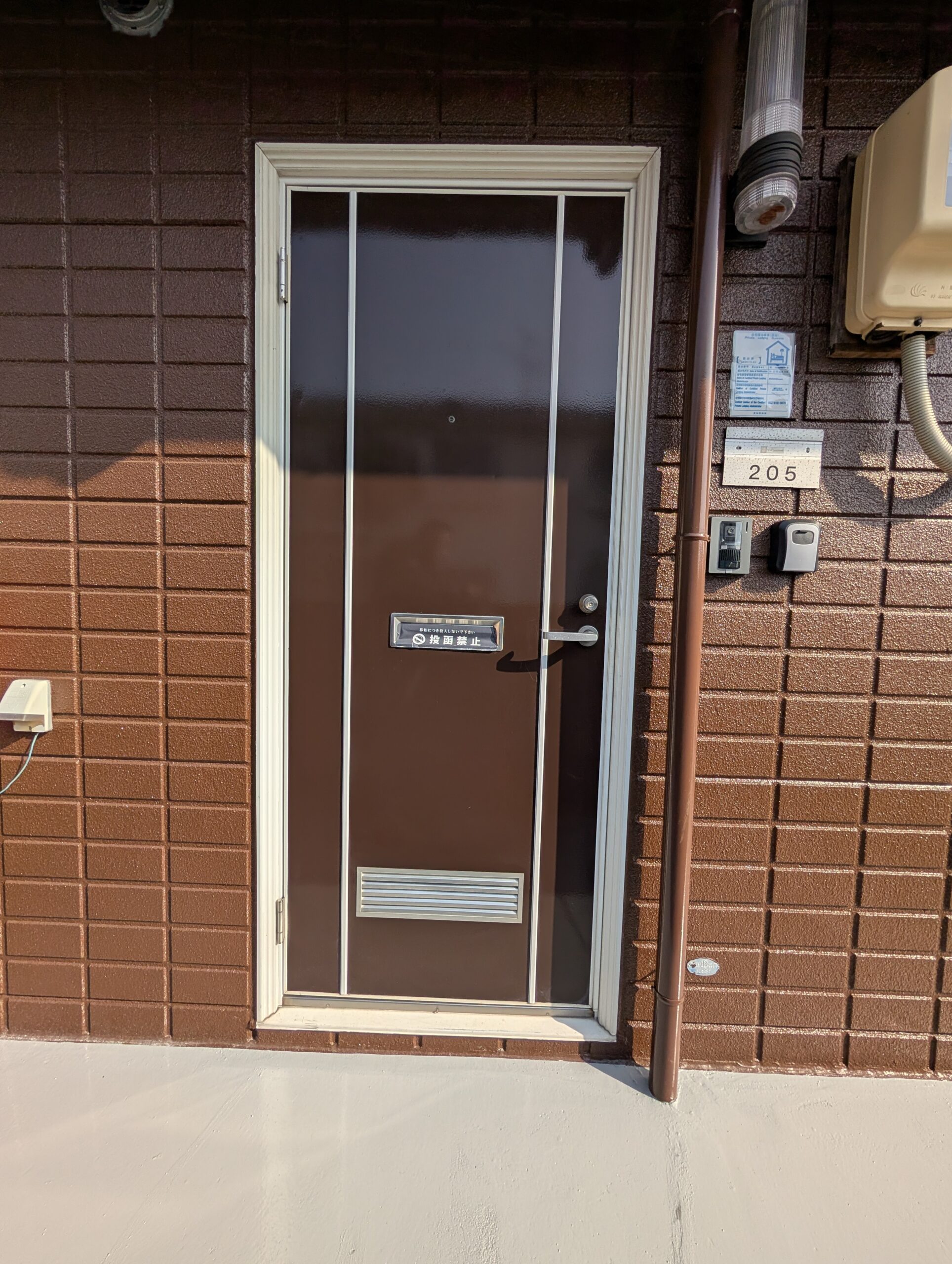 EXTERIOR4